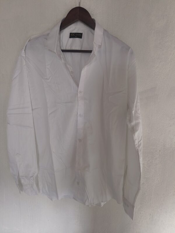 Relaxed Fit White Plain Shirt